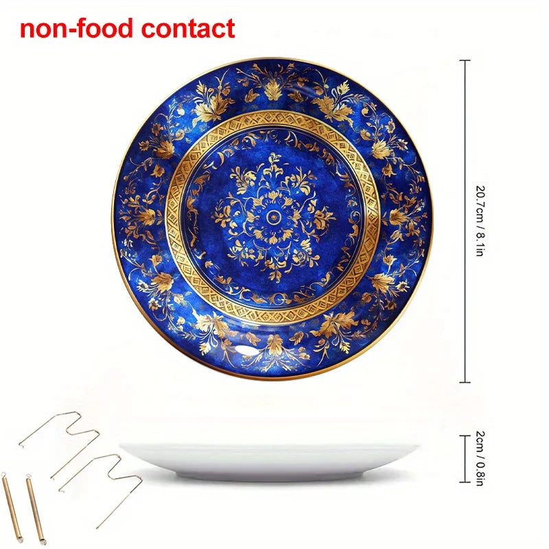 Prato Decorativo em Cerâmica Azul e Dourada com Design Floral Europeu,