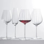 Taça de Vinho Tinto em Cristal Transparente com Ondulação Nórdica