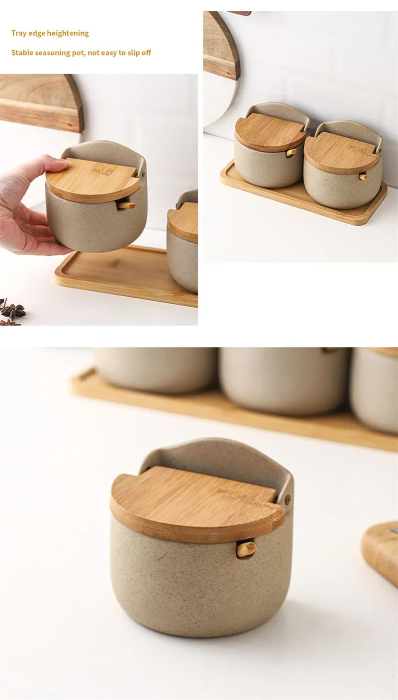 Saleiro ou porta-temperos de cerâmica com colher de bambu