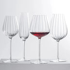 Taça de Vinho Tinto em Cristal Transparente com Ondulação Nórdica