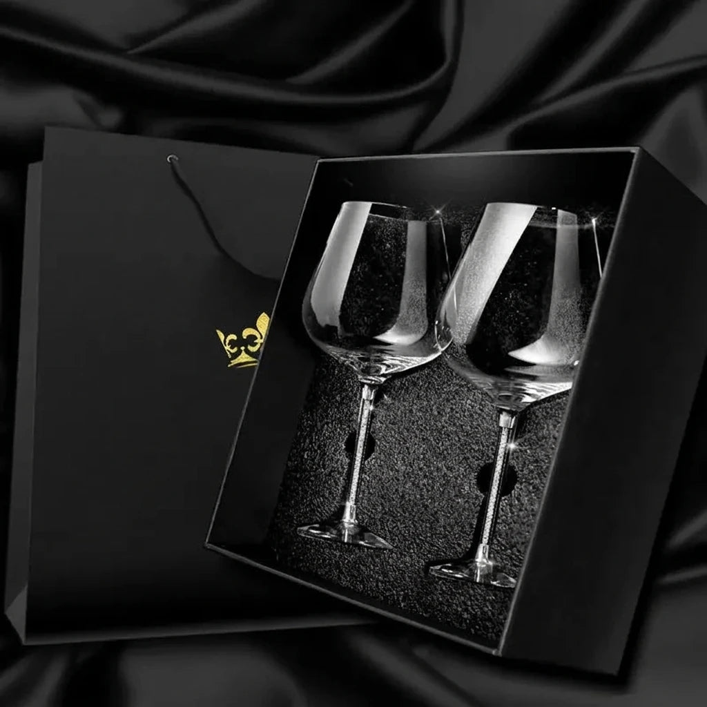 Taças de Cristal Haste Cravejada: Elegância para Brindar o Inesquecível